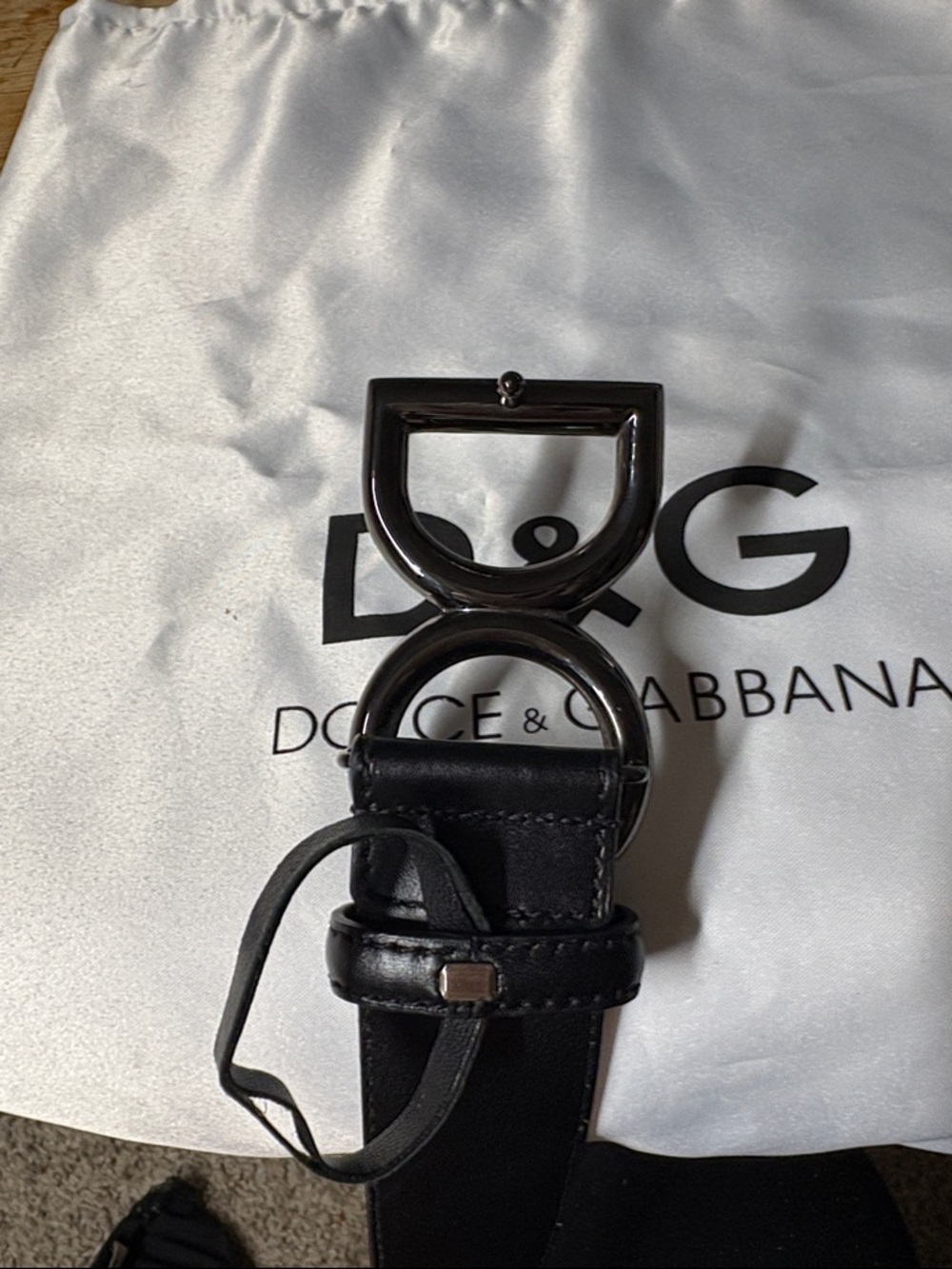 Dolce & Gabbana Black Leather Belt with Silver DG Buckle - Picture 3 of 5